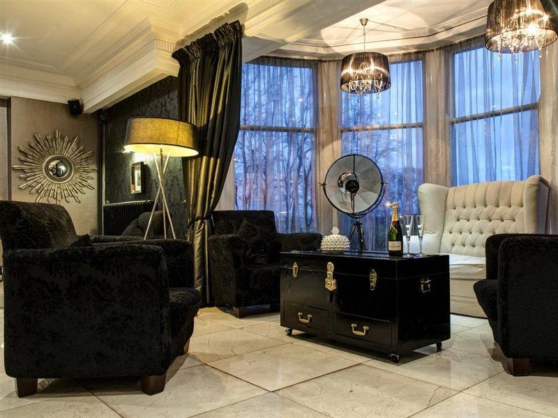 Oyo Clayton Lodge Newcastle-under-Lyme Eksteriør bilde