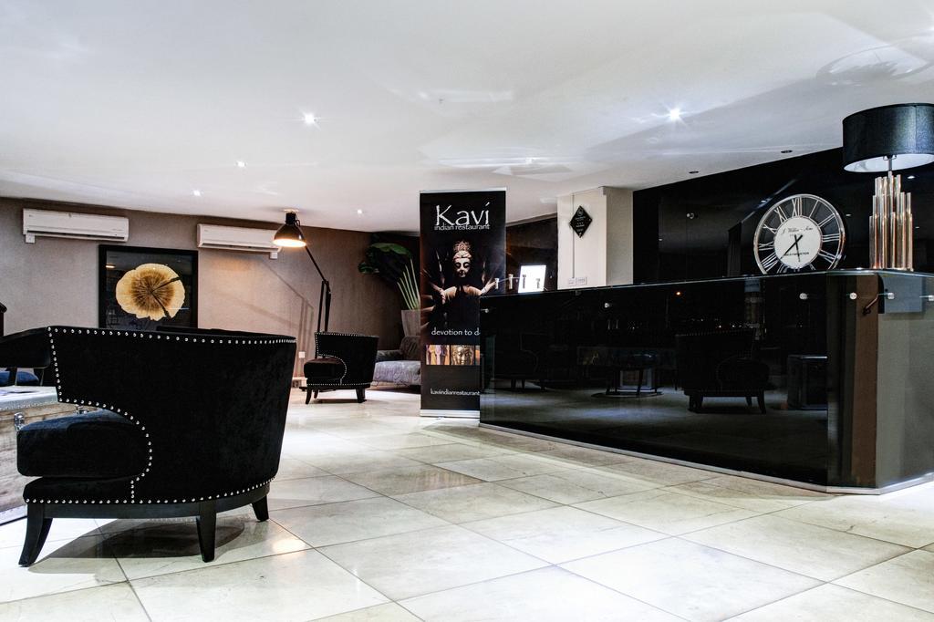 Oyo Clayton Lodge Newcastle-under-Lyme Eksteriør bilde