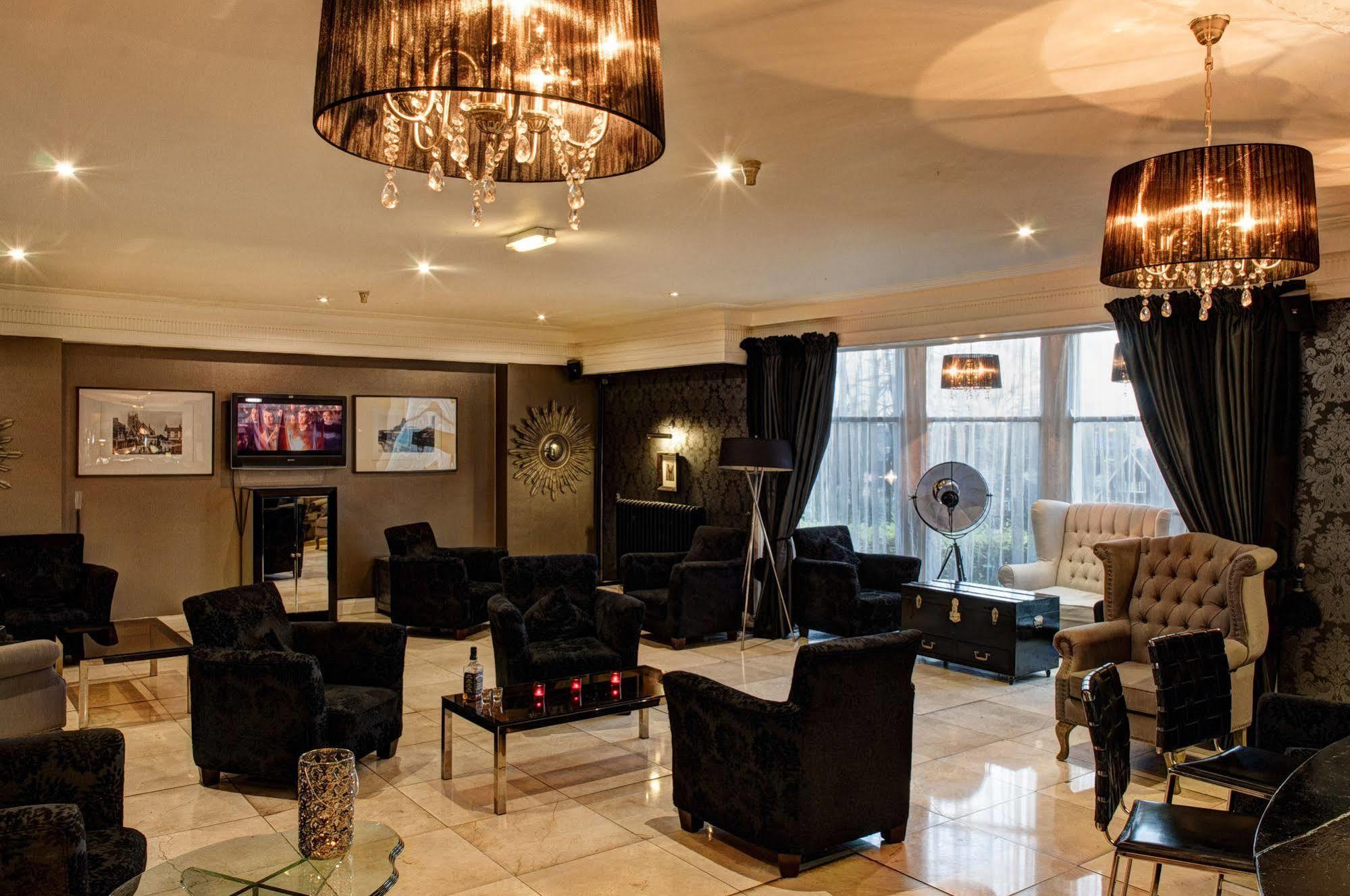 Oyo Clayton Lodge Newcastle-under-Lyme Eksteriør bilde