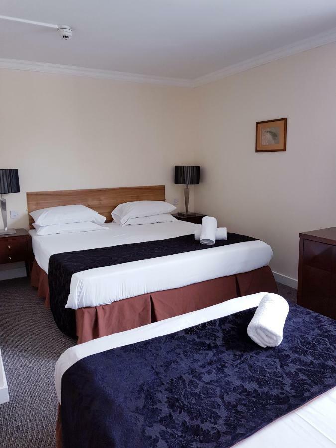 Oyo Clayton Lodge Newcastle-under-Lyme Eksteriør bilde